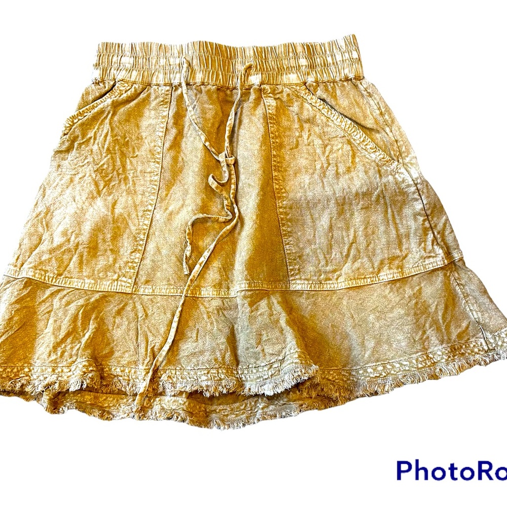 Anthropologie Pilcro A-Line Skirt. Like New. Size M.